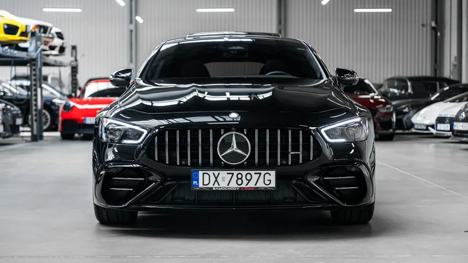 MERCEDES-BENZ AMG GT -