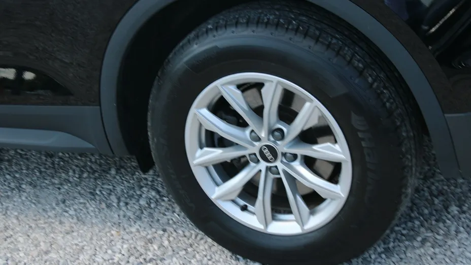 AUDI Q5 -