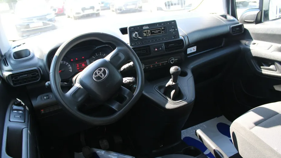 TOYOTA Proace City -
