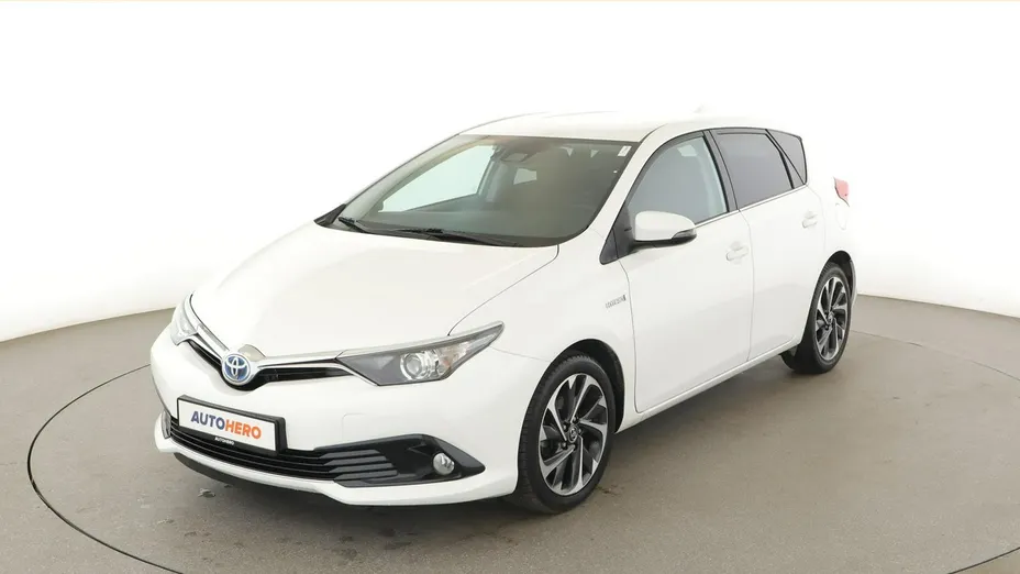 TOYOTA Auris -