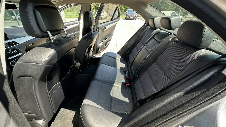 MERCEDES-BENZ C Klasa -