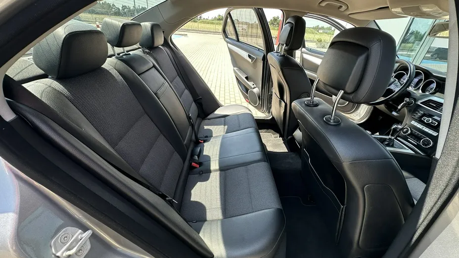 MERCEDES-BENZ C Klasa -