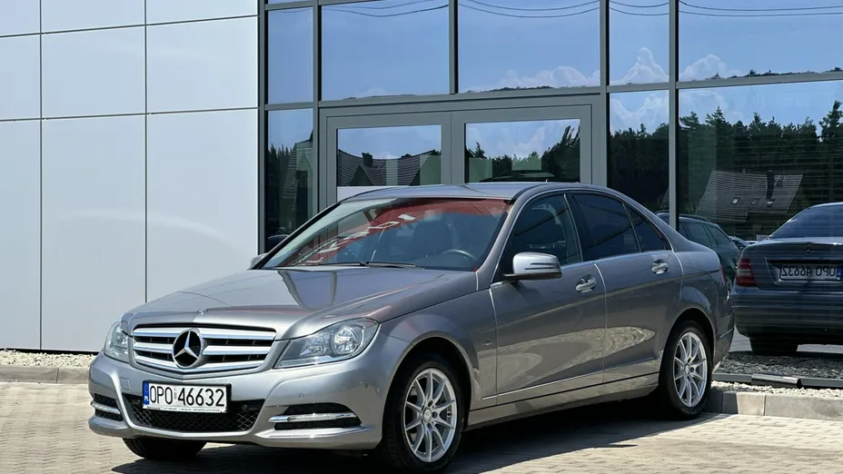 MERCEDES-BENZ C Klasa -