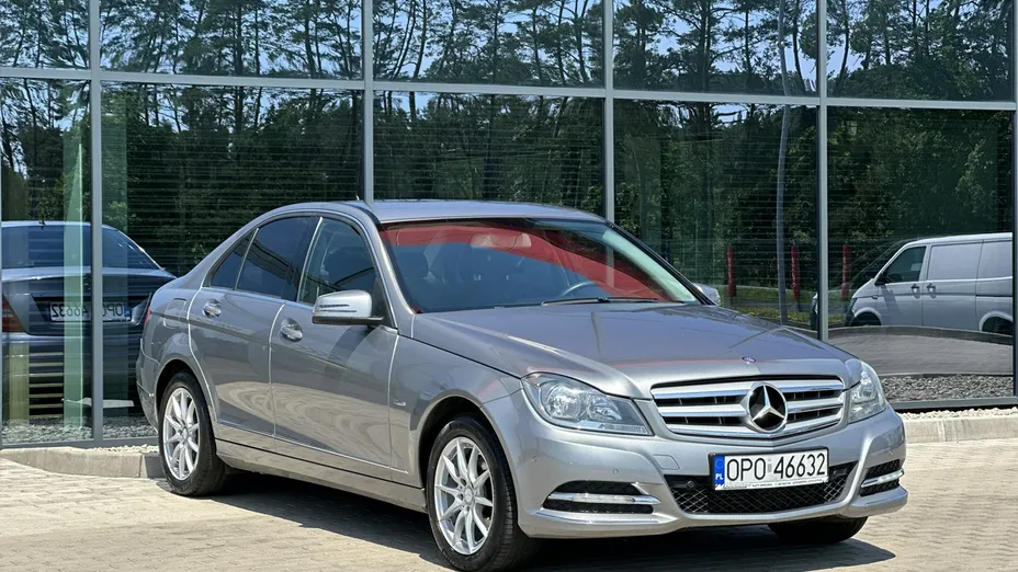 MERCEDES-BENZ C Klasa -
