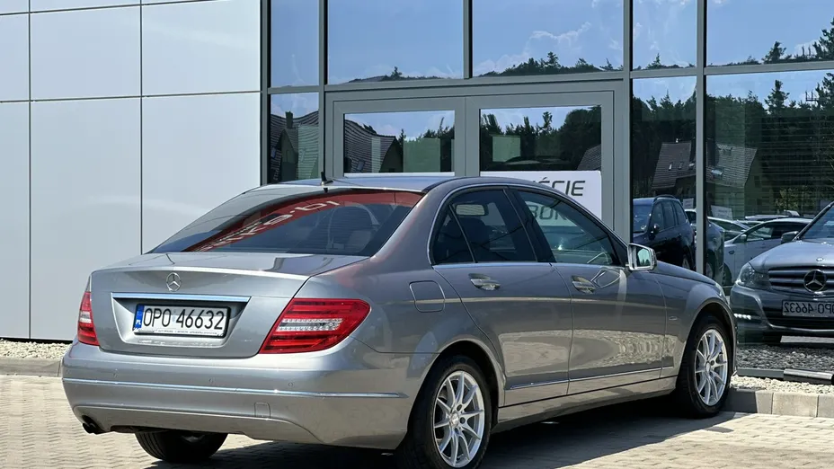 MERCEDES-BENZ C Klasa -