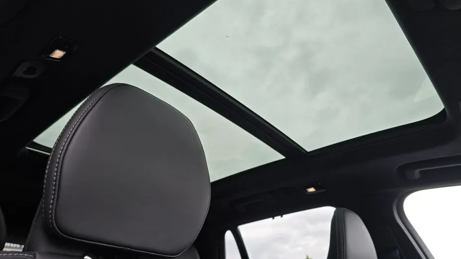 VOLVO XC90 -