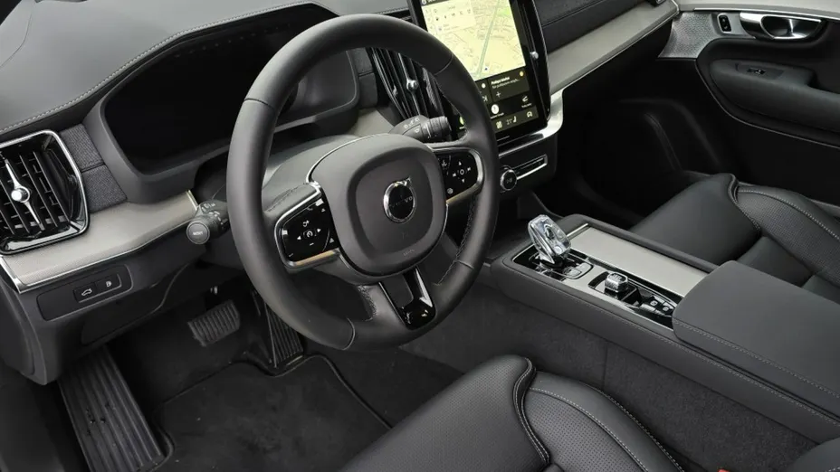 VOLVO XC90 -