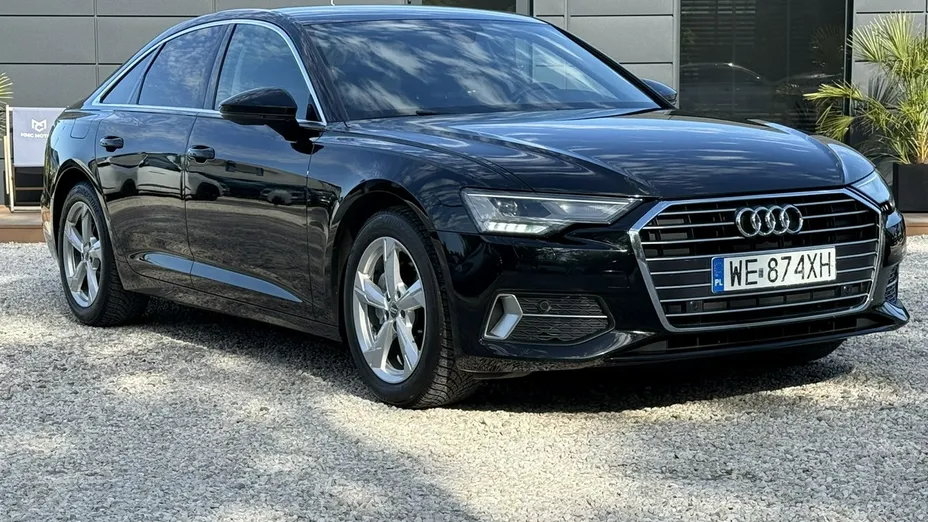 AUDI A6 -