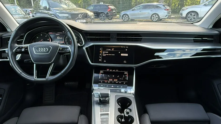 AUDI A6 -