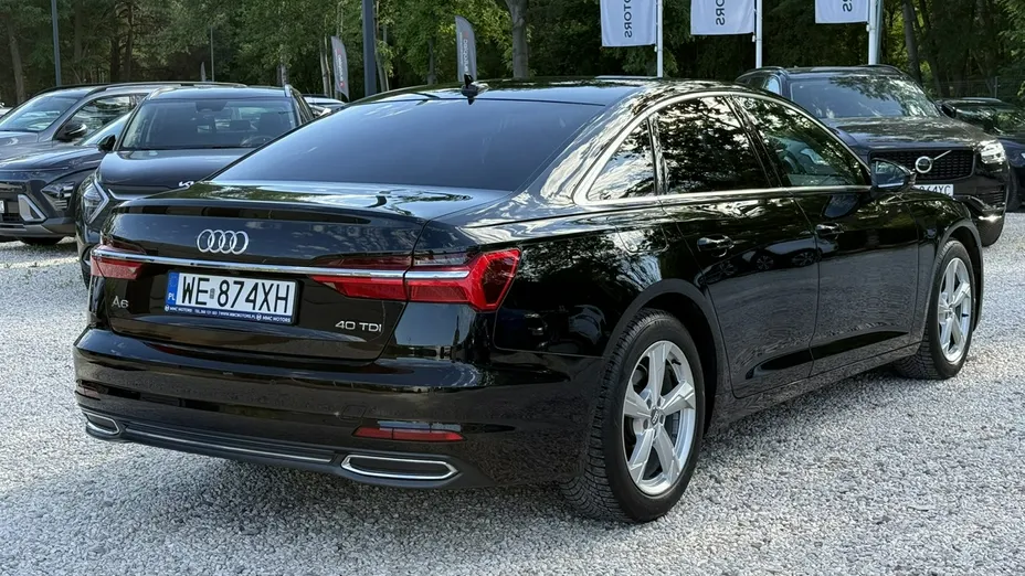 AUDI A6 -