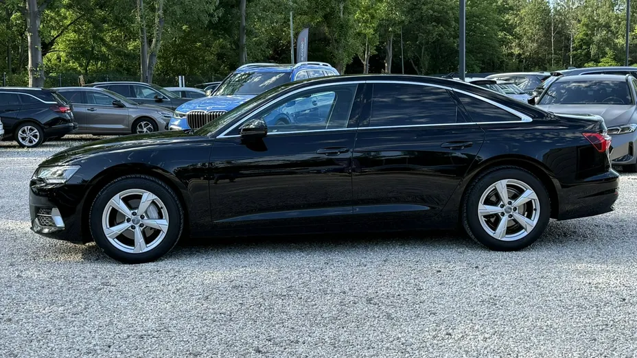 AUDI A6 -
