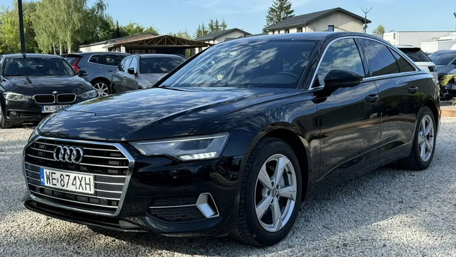 AUDI A6 -