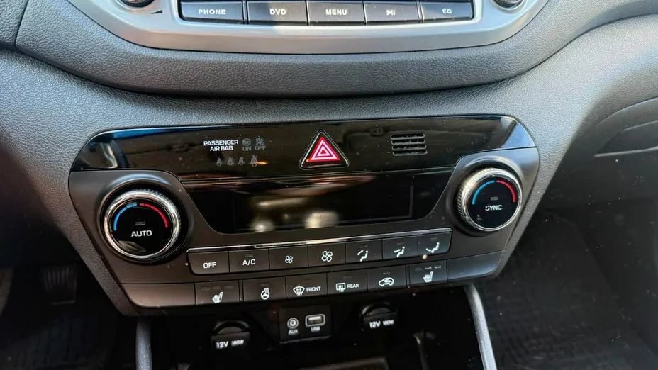 HYUNDAI Tucson -