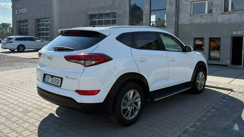 HYUNDAI Tucson -