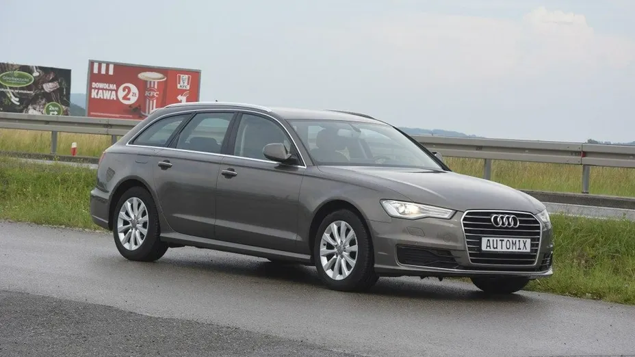 AUDI A6 -