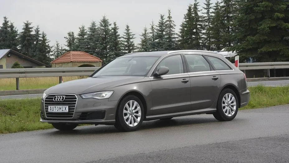 AUDI A6 -