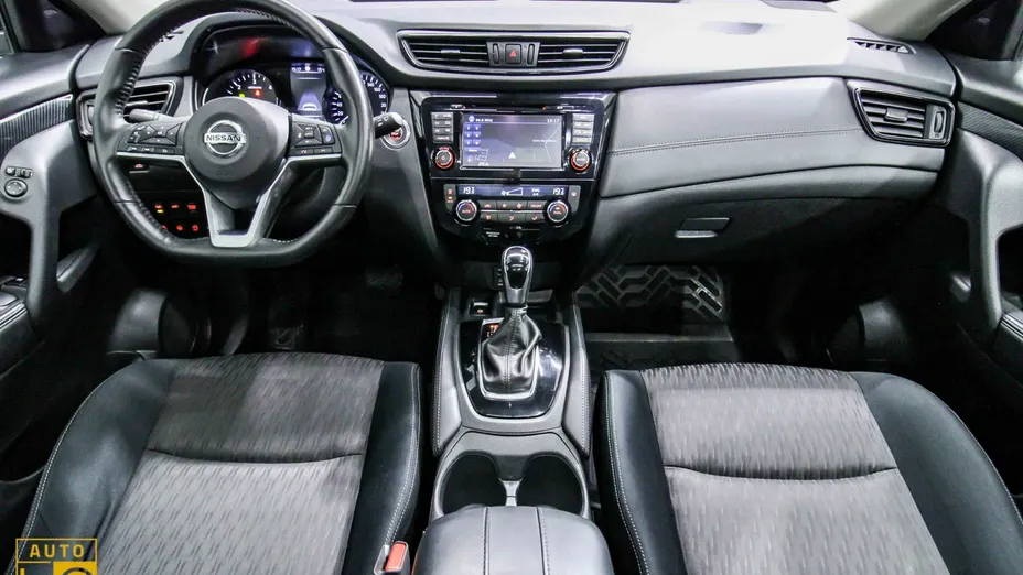 NISSAN X-Trail -