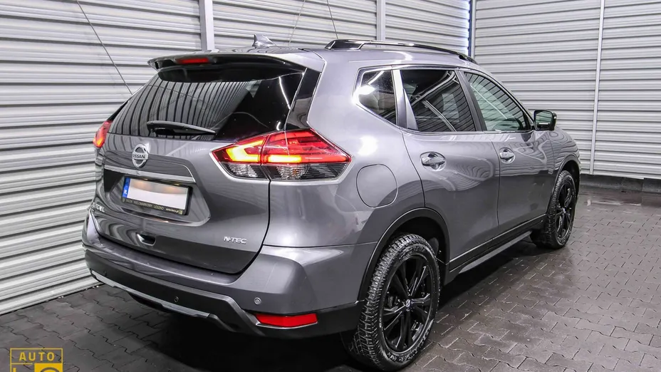 NISSAN X-Trail -