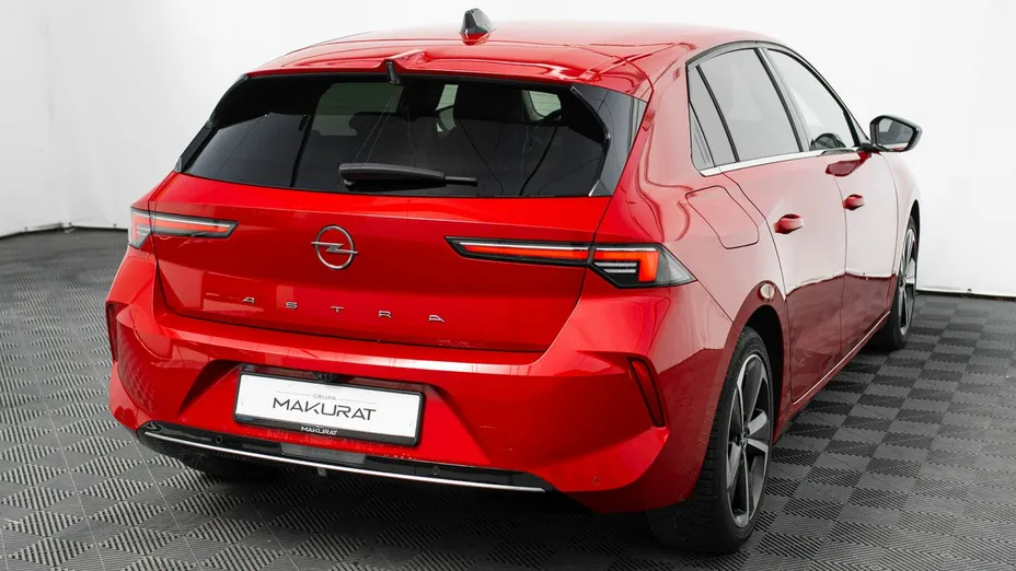 OPEL Astra -