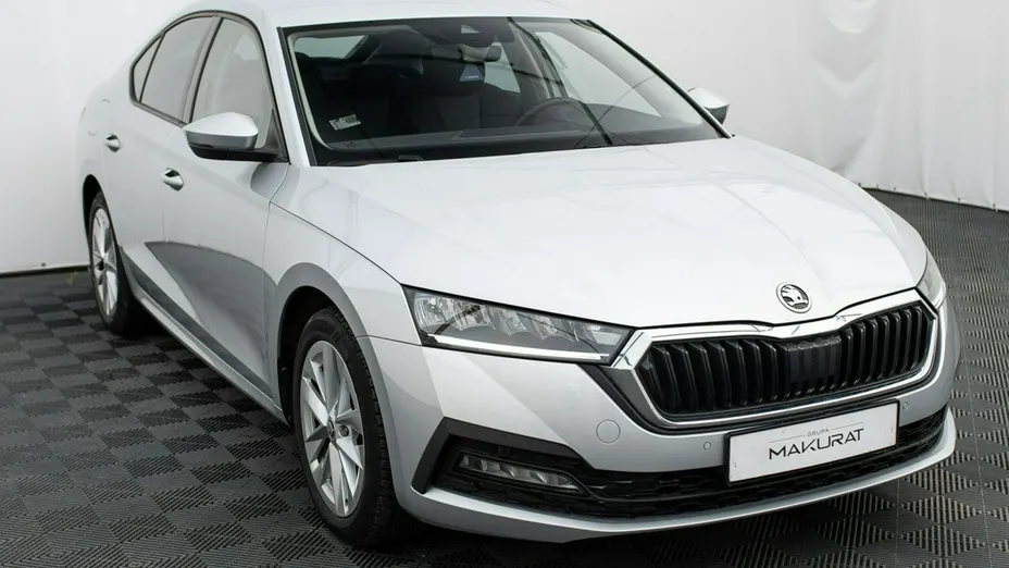 SKODA Octavia -