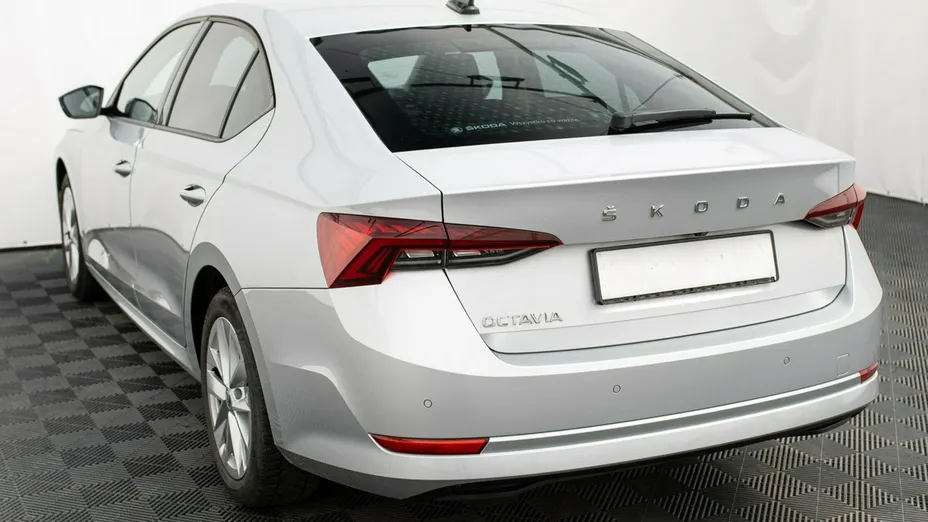 SKODA Octavia -