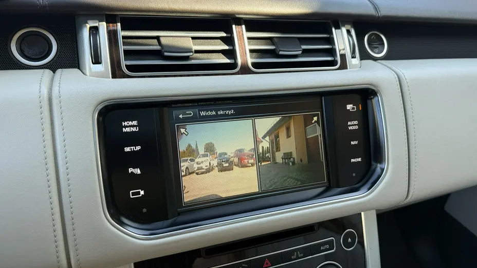 LAND ROVER Range Rover -