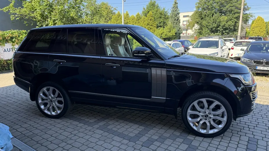 LAND ROVER Range Rover -