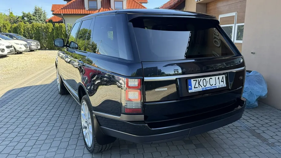 LAND ROVER Range Rover -