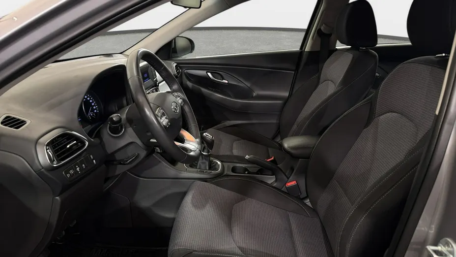 HYUNDAI i30 i30 1.5 DPI Classic +