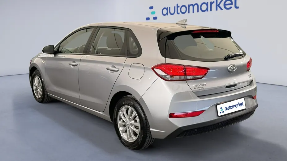 HYUNDAI i30 i30 1.5 DPI Classic +