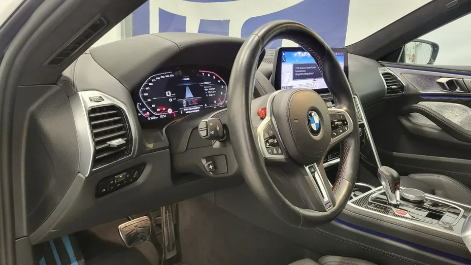 BMW M8 -