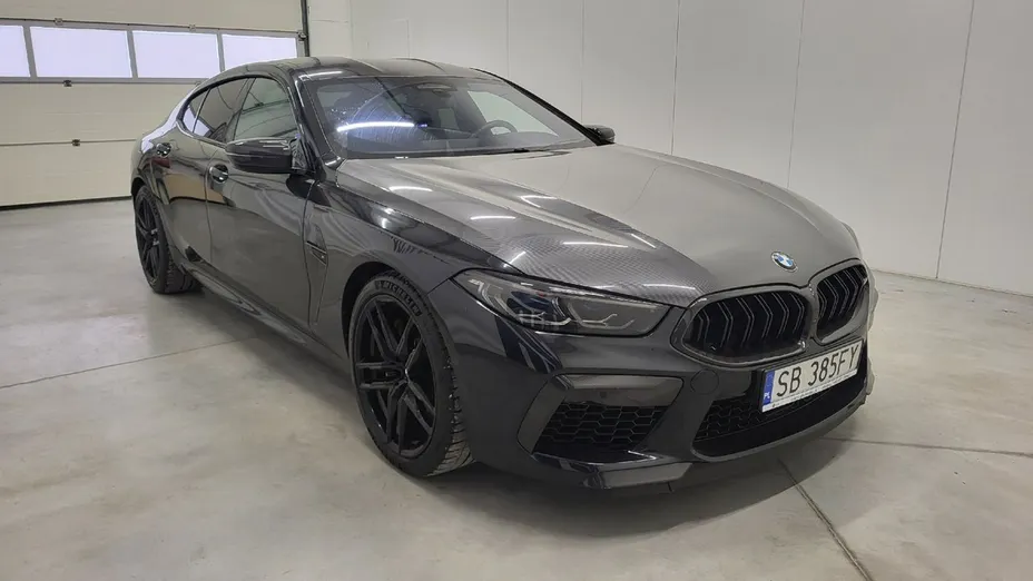 BMW M8 -
