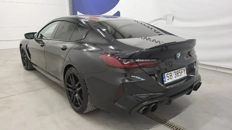 BMW M8 -