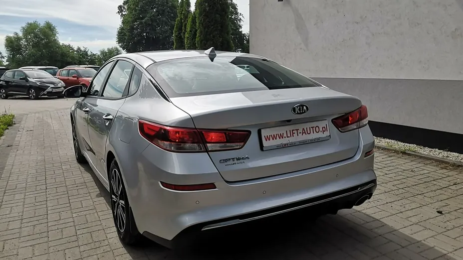 KIA Optima -