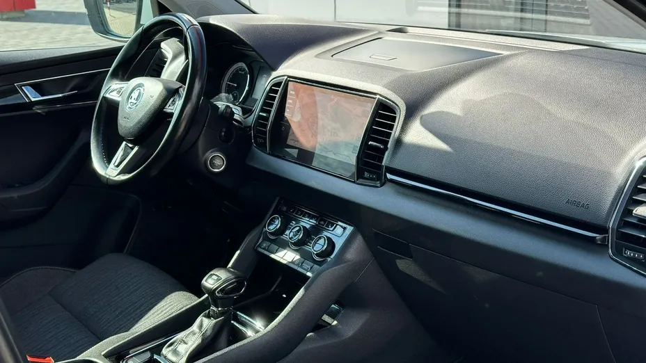 SKODA Karoq -
