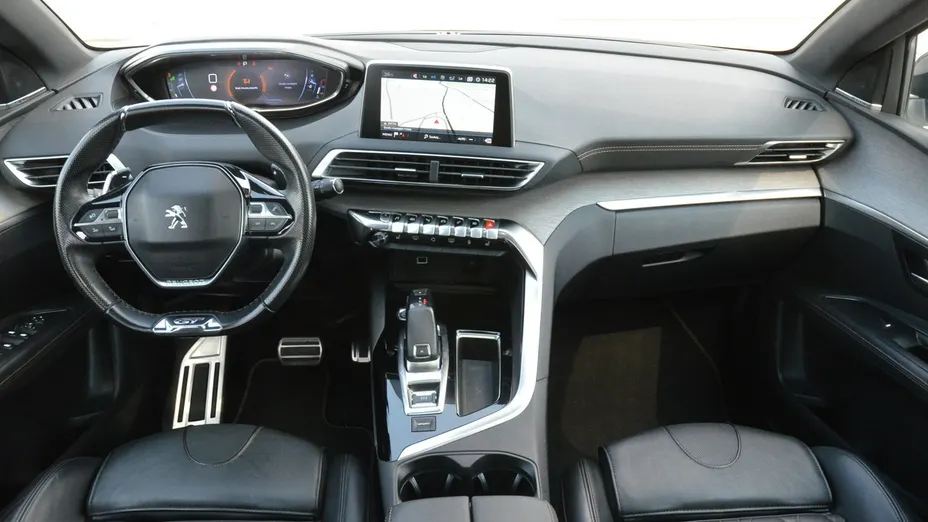 PEUGEOT 3008 -