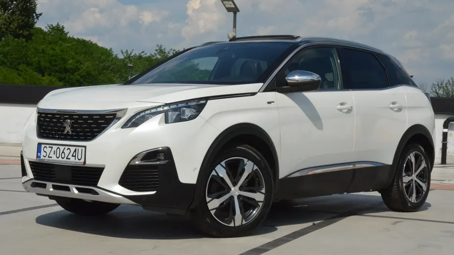 PEUGEOT 3008 -