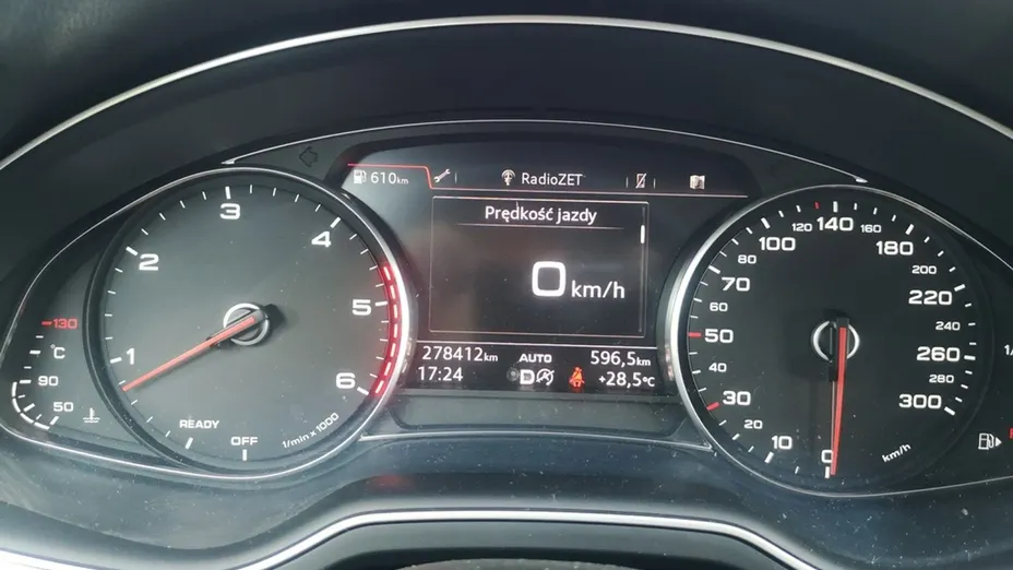 AUDI Q7 -