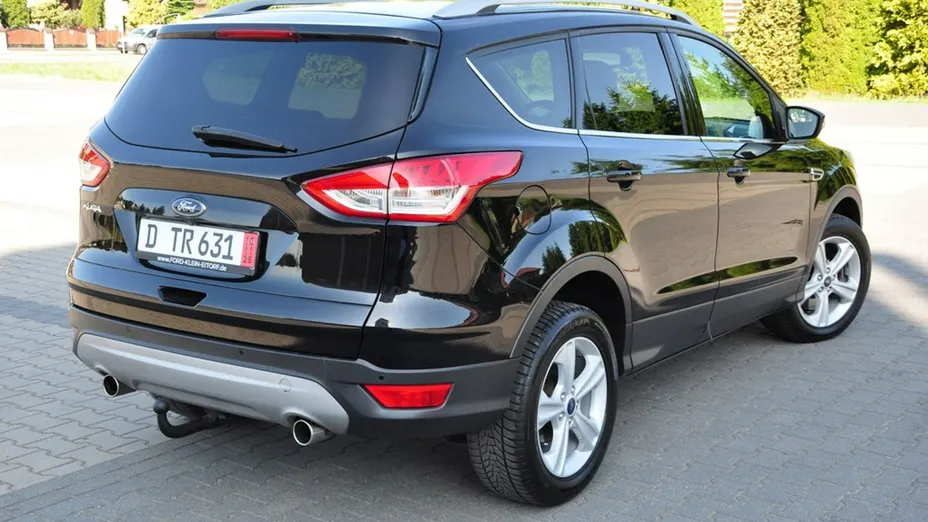 FORD Kuga -