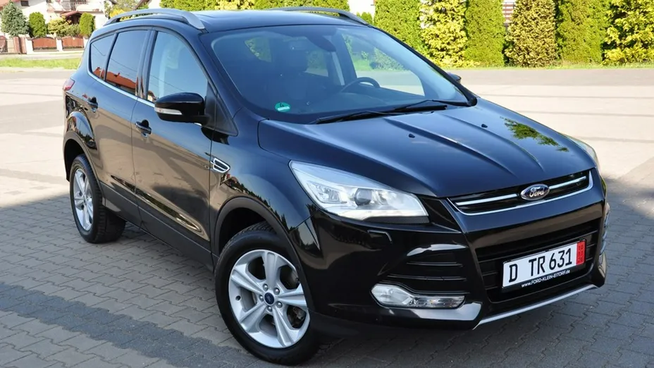 FORD Kuga -