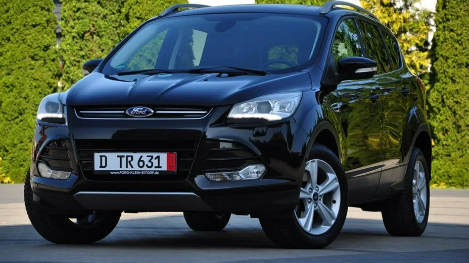 FORD Kuga -