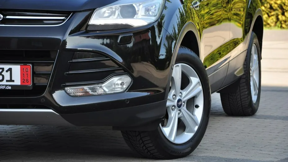 FORD Kuga -