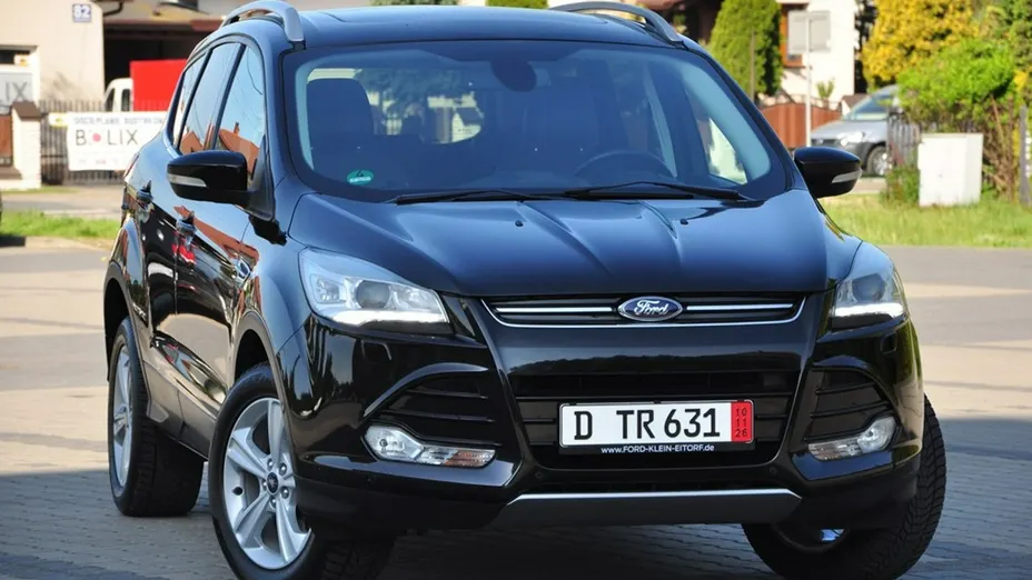 FORD Kuga -