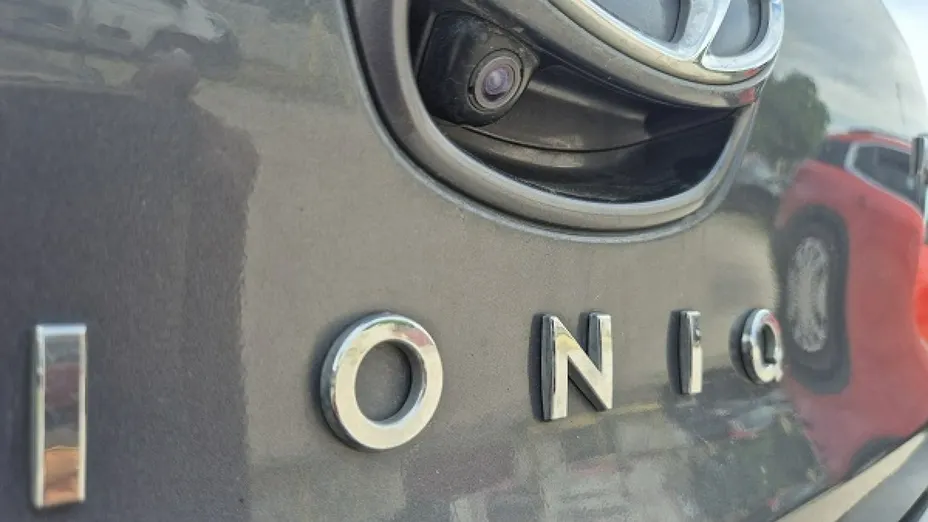 HYUNDAI Ioniq -