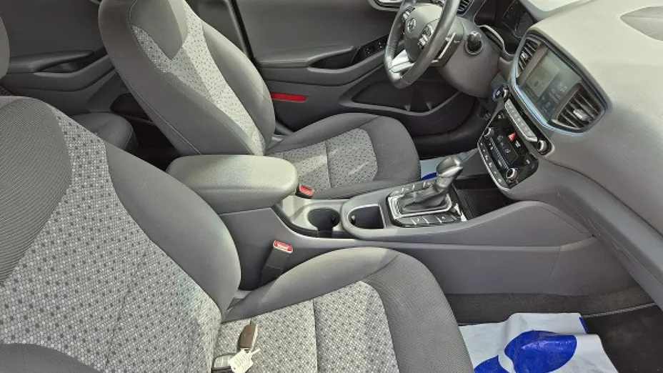 HYUNDAI Ioniq -