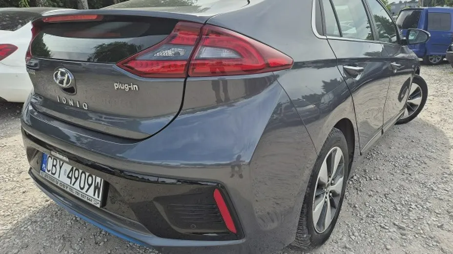 HYUNDAI Ioniq -