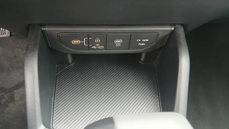 KIA K4 -