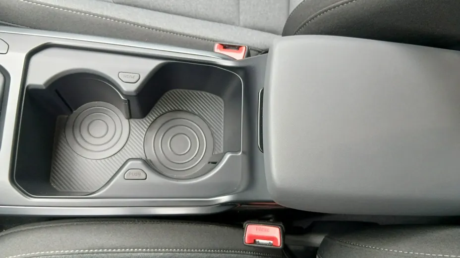 KIA K4 -