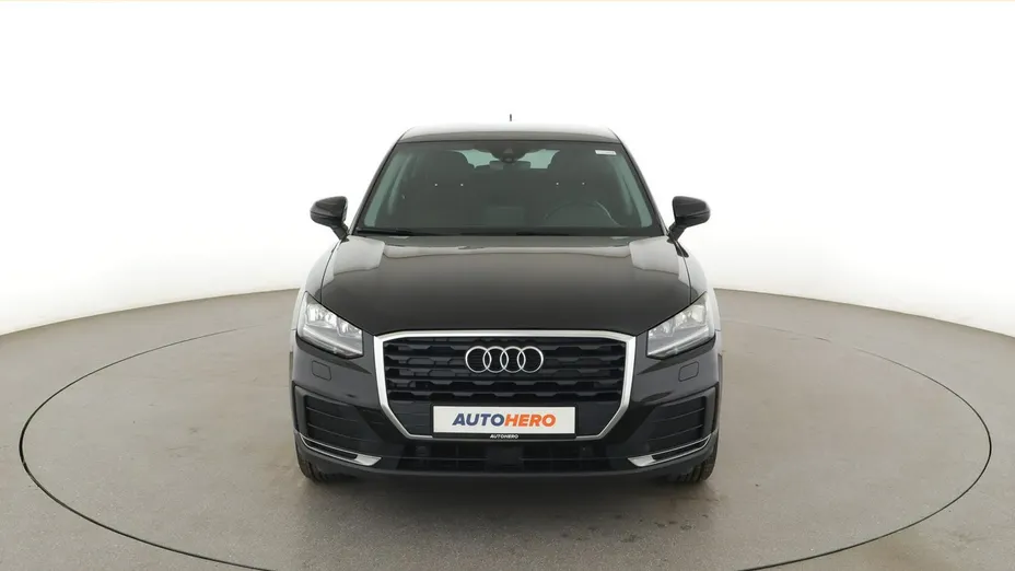 AUDI Q2 -