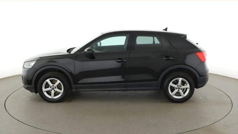 AUDI Q2 -